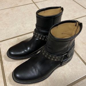 Frye Phillip harness moto boots